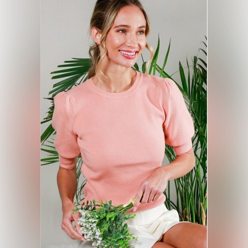 008. Crew Neck Short Puff Sleeve Rib Knit Top- Peach